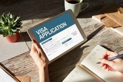 UAE Launches 180-Day Entry Visa for Blue Residency Applicants